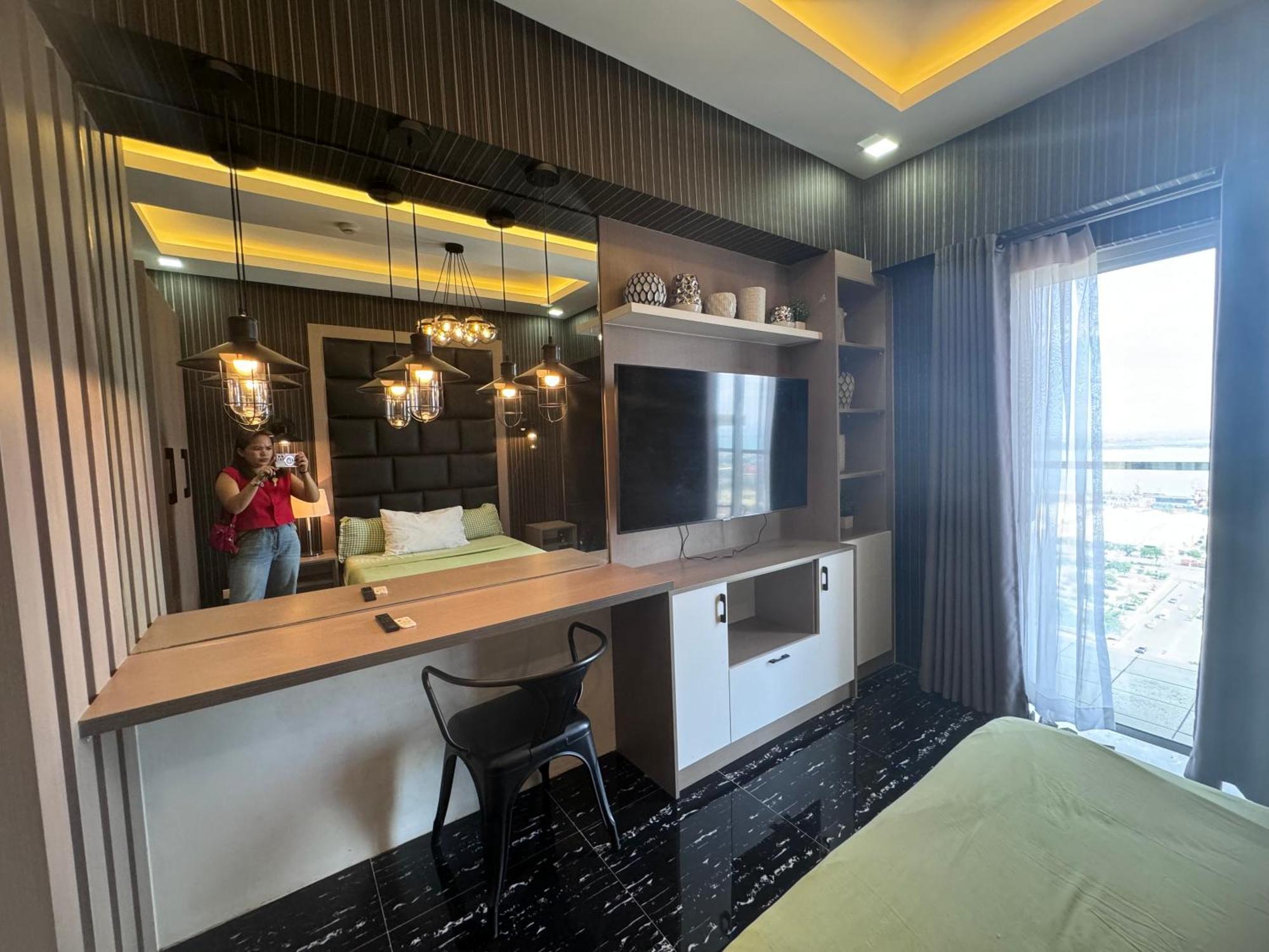 Luxanos Condo Place- Sunvida Tower Cebu ภายนอก รูปภาพ